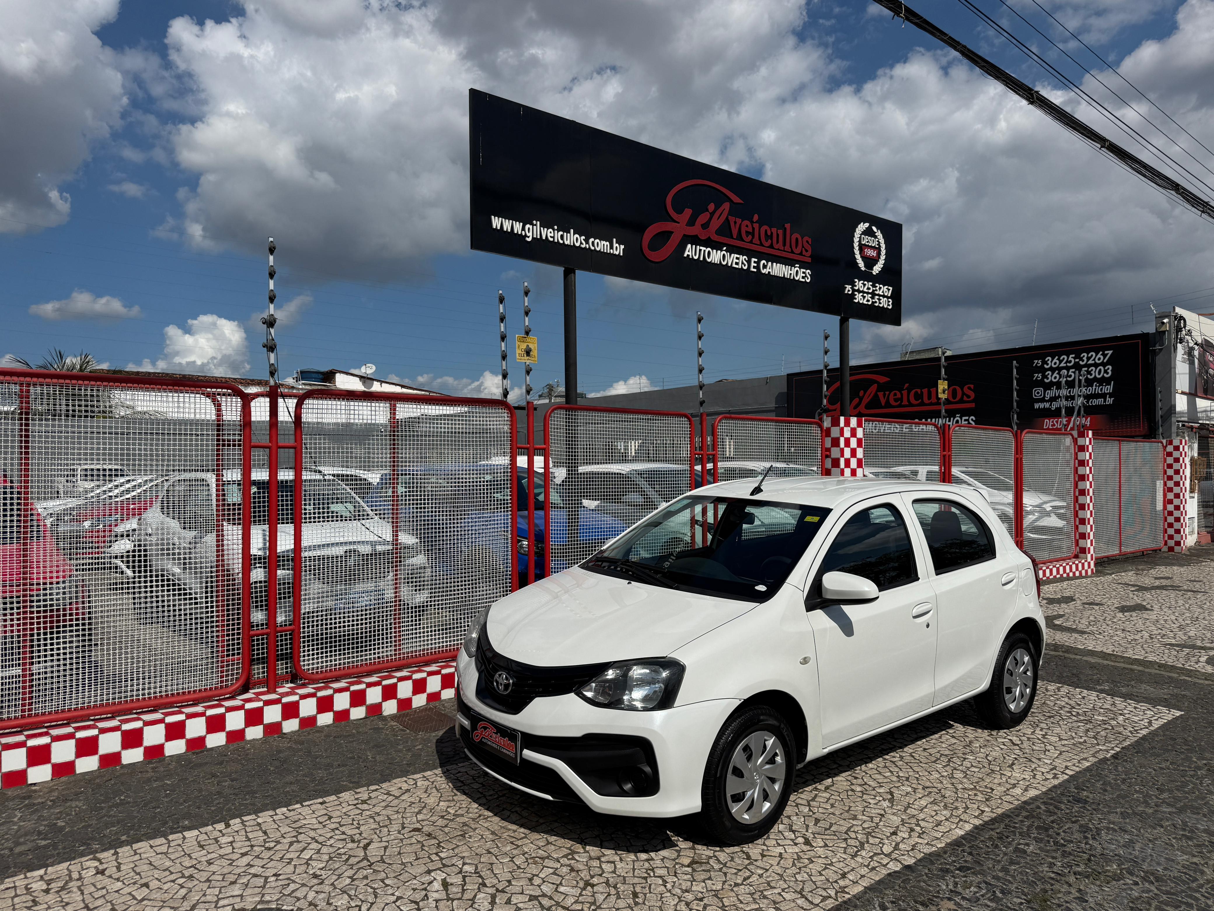 Toyota Etios Hatch 1.3X 