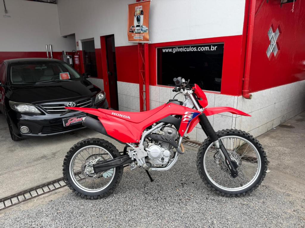 Honda CRF 250F . 
